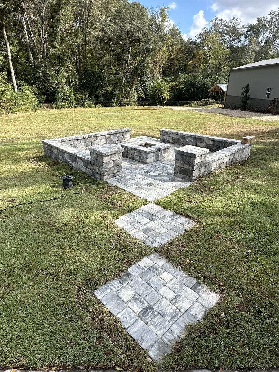Fire Pit & Seating Walls